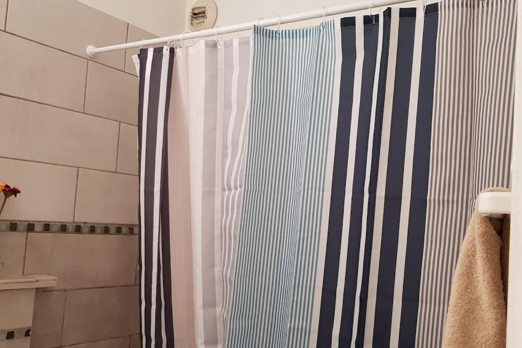 Apartment Parking Prive,t1 Bis, 10mn Lyon Centre *