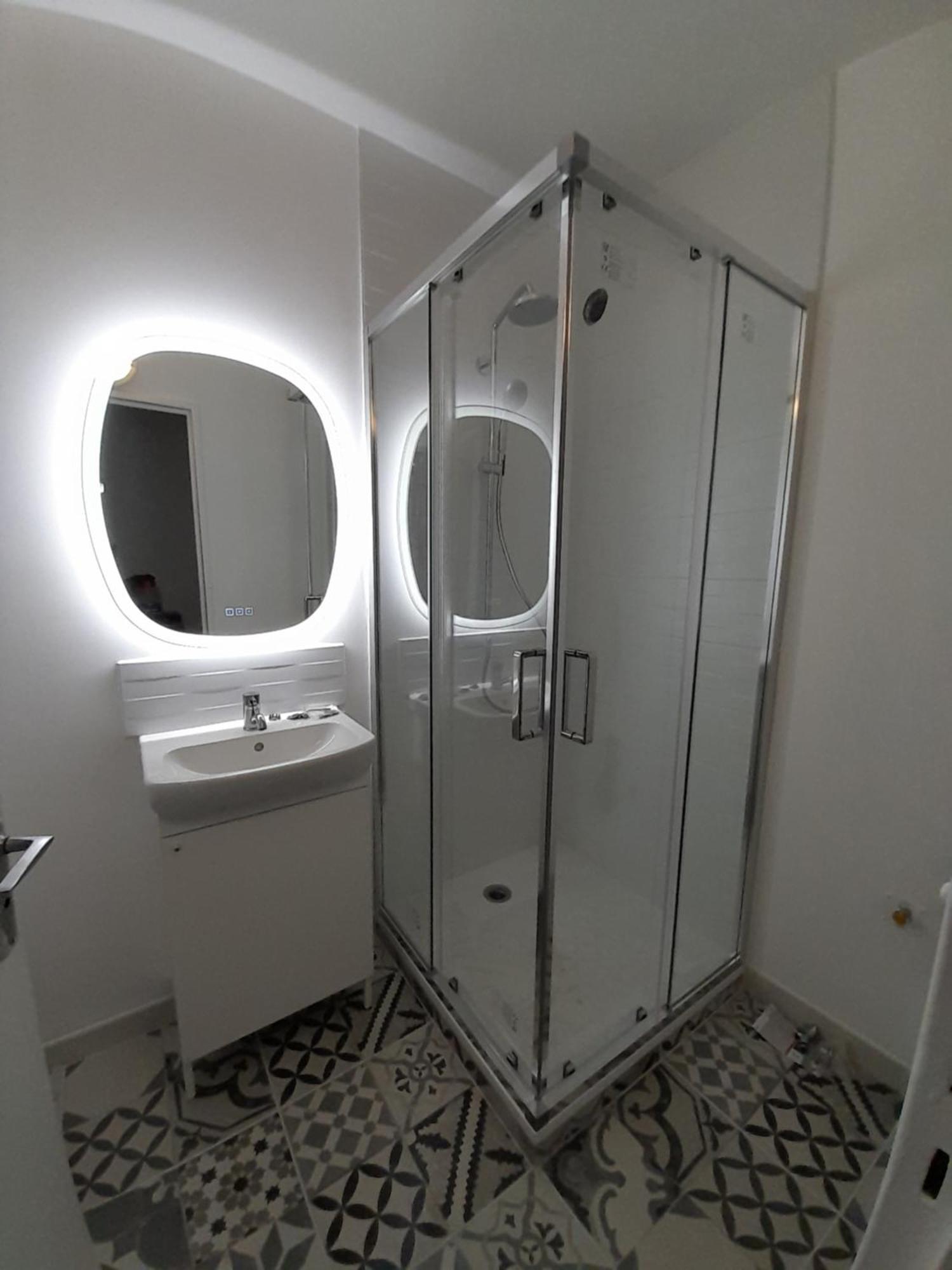 Parking Prive,t1 Bis, 10mn Lyon Centre * Villeurbanne